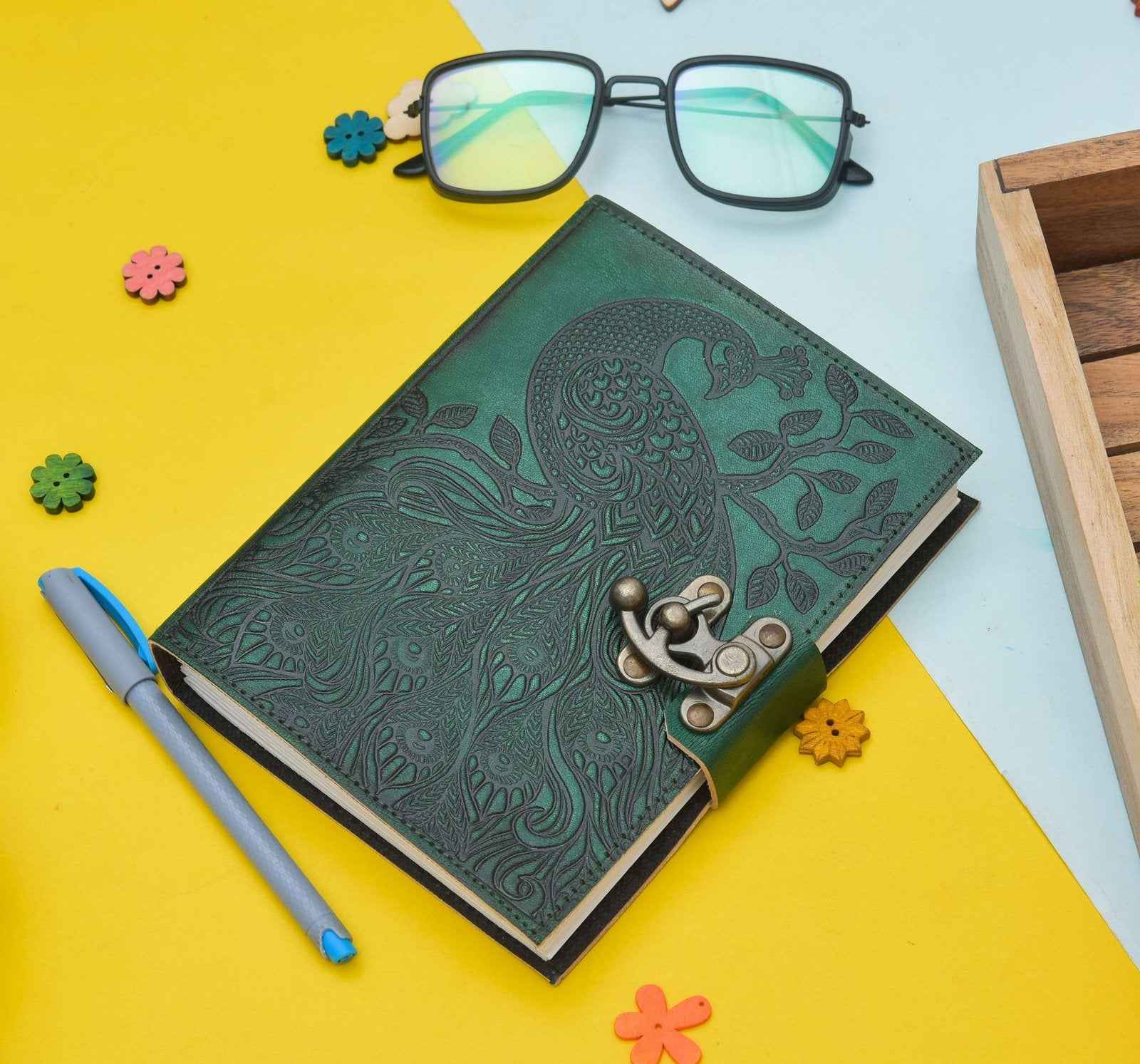 Leather Journal Diary with metal lock vintage Journal handmade 200 pages white unruled|travel Diary|personal journal -11