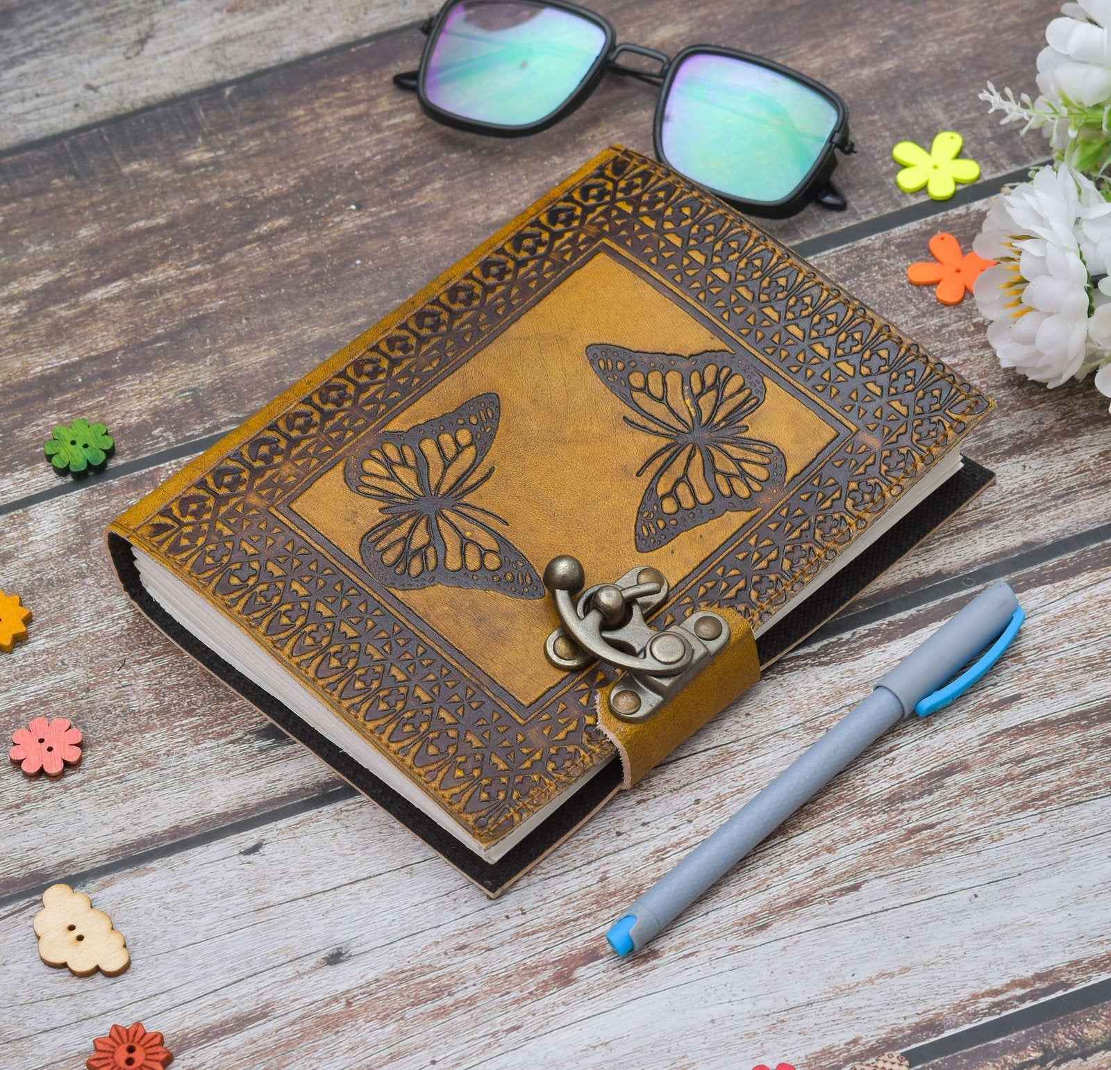 Leather Journal Diary with metal lock vintage Journal handmade 200 pages white unruled|travel Diary|personal journal -9