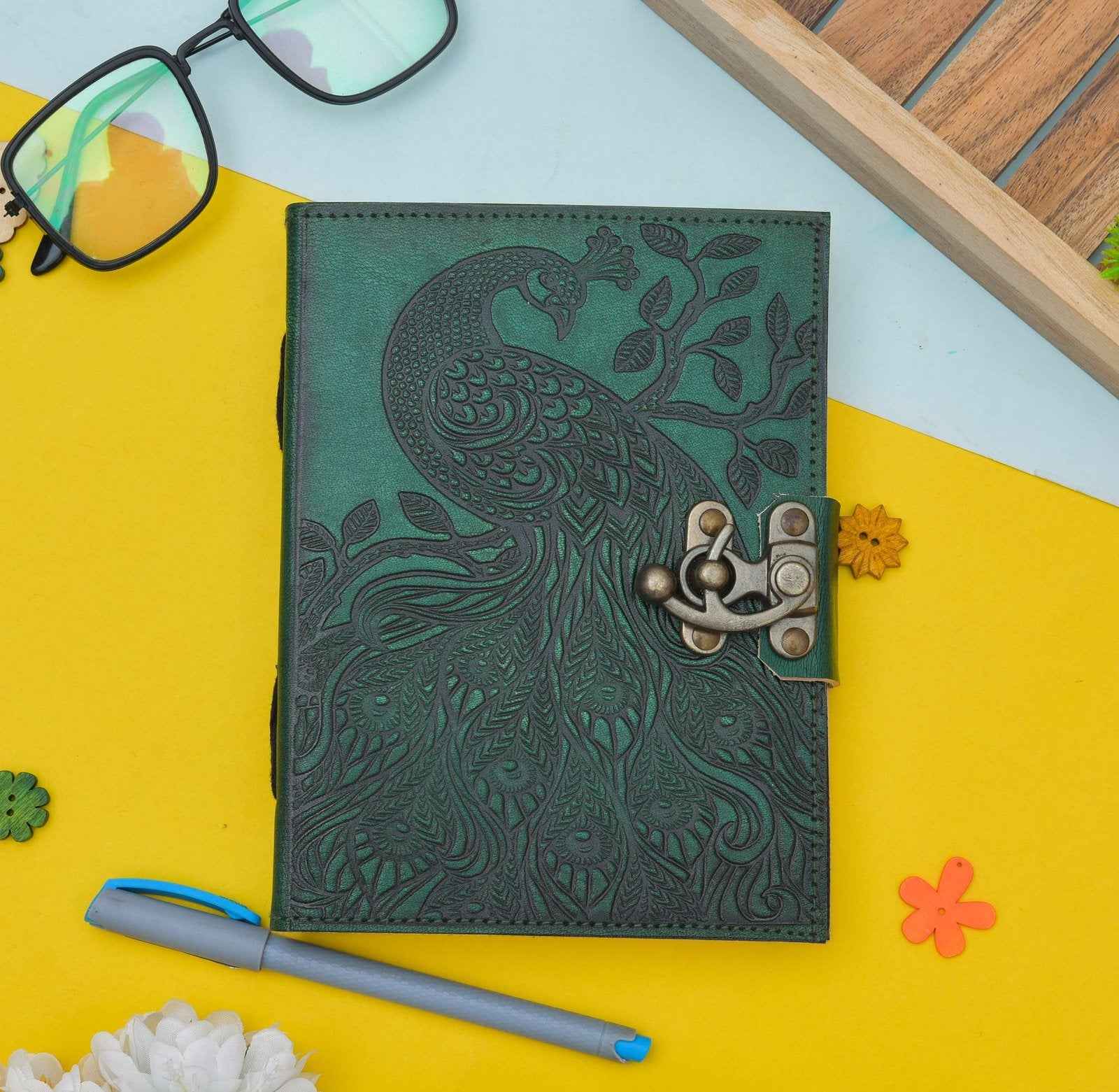 Leather Journal Diary with metal lock vintage Journal handmade 200 pages white unruled|travel Diary|personal journal -11